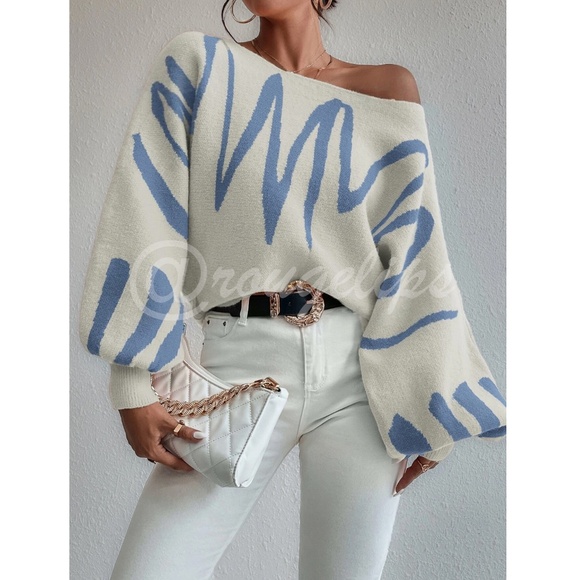 Knit Graphic Pullover Sweater Dirty Off White with Blue Bishop Sleeve Stretchy - Picture 2 of 11